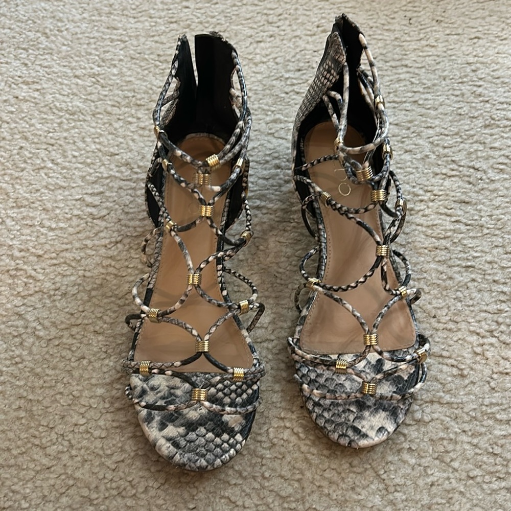 Super cute Sandals